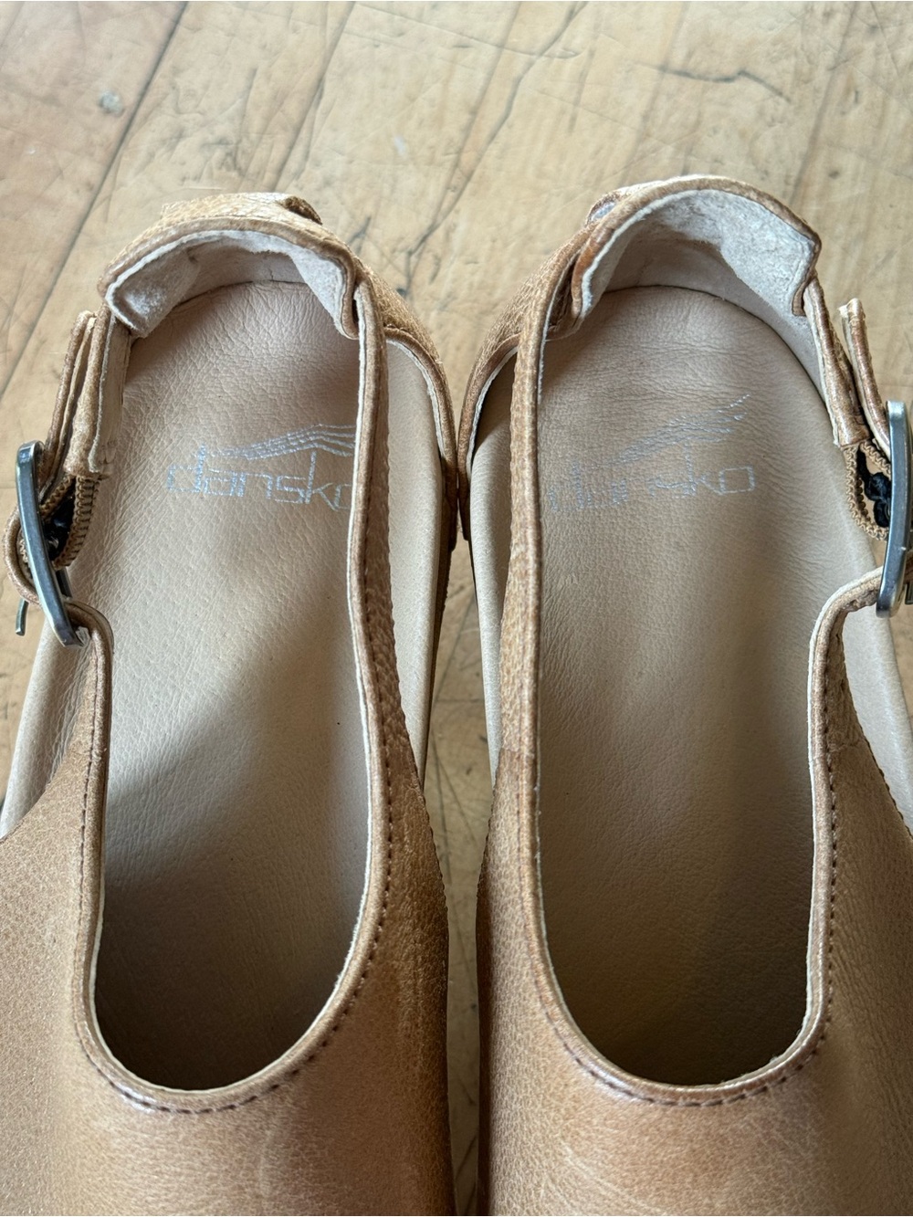 DANSKO Sassy Clog Sandal Tan Brown Leather Burnished Distressed Boho Platform 39 - Picture 7 of 13